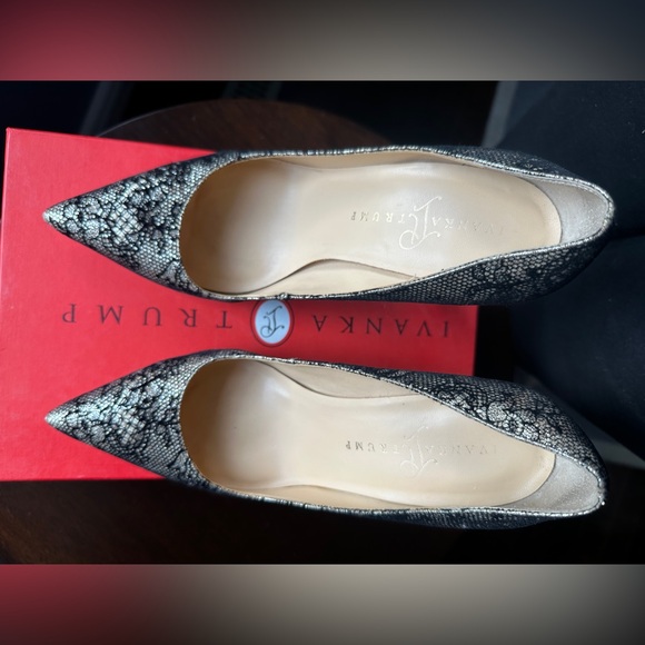 Ivanka Trump High heel leather sole shoes - Picture 3 of 6